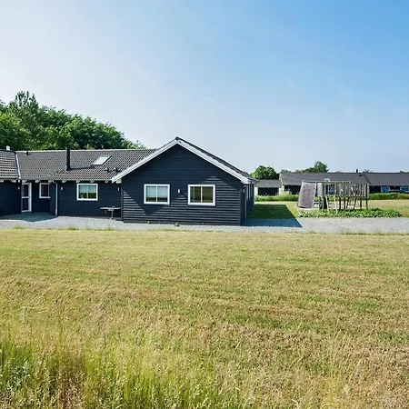 Luxury Retreat With Pool - By Traum