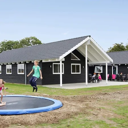 Luxury Retreat With Pool - By Traum