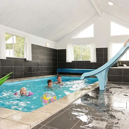 Luxury Retreat with Pool - By Traum Ferienwohnungen * Høruphav