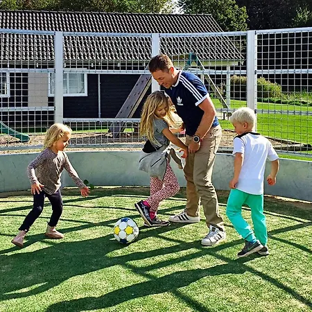 Luxury Retreat With Pool - By Traum Holiday home *