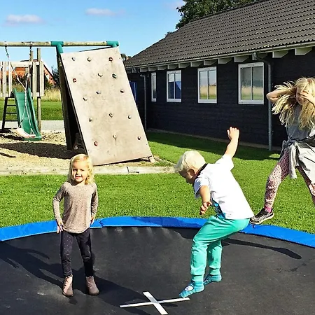 Luxury Retreat With Pool - By Traum Horuphav