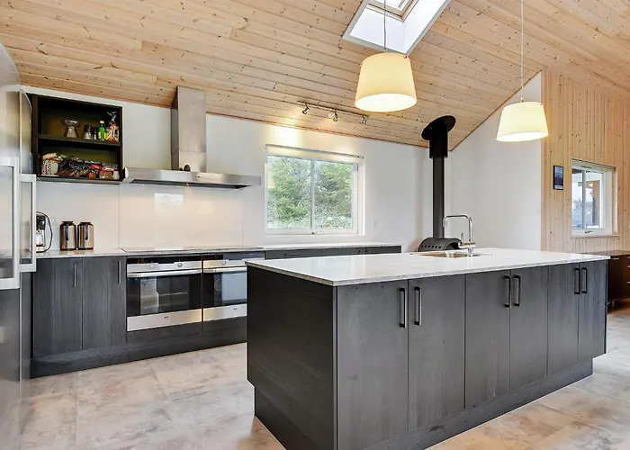 Luxury Retreat With Pool - By Traum Holiday home